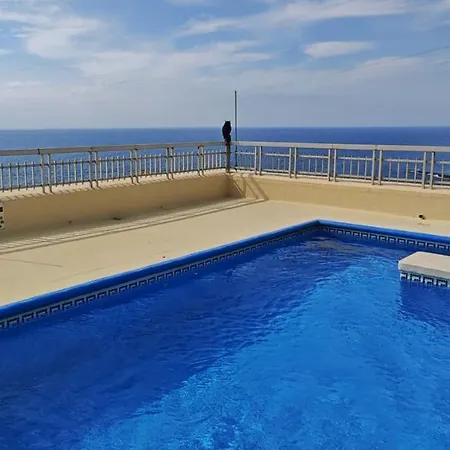 Piso Reformado Frente Al Mar. Appartement Marbellac